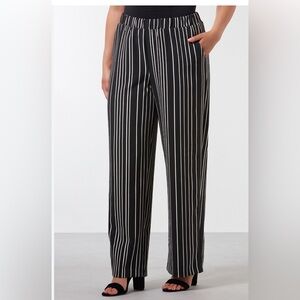 NFINITY WOMAN Navy and White Striped Dress Pants 🌟
